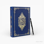 Coran à tracer, couverture bleue avec médaillon calligraphié